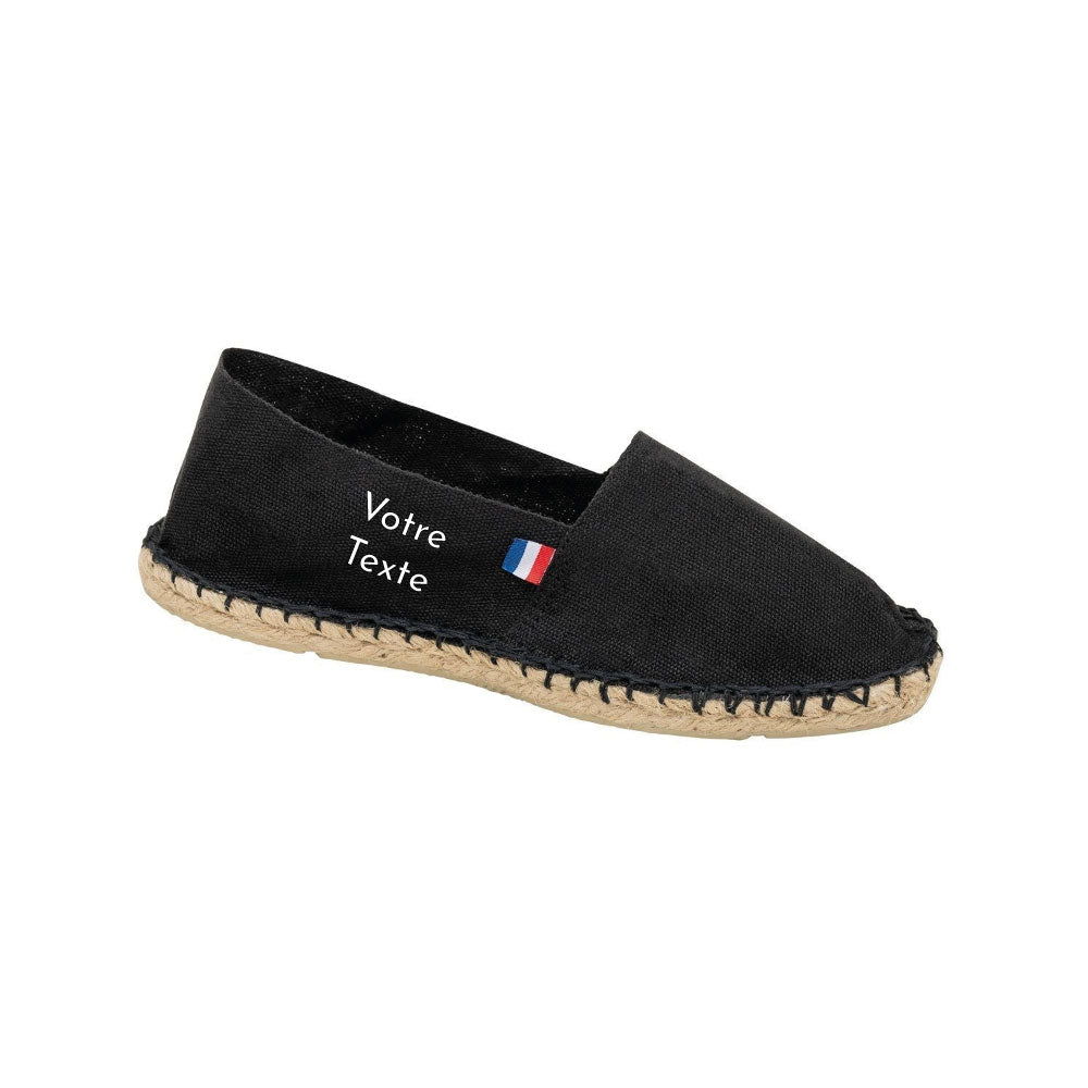 Espadrilles unisexes personnalisées Made in France – impression de texte sur le côté, toile 100 % coton, semelles en jute et caoutchouc noir.